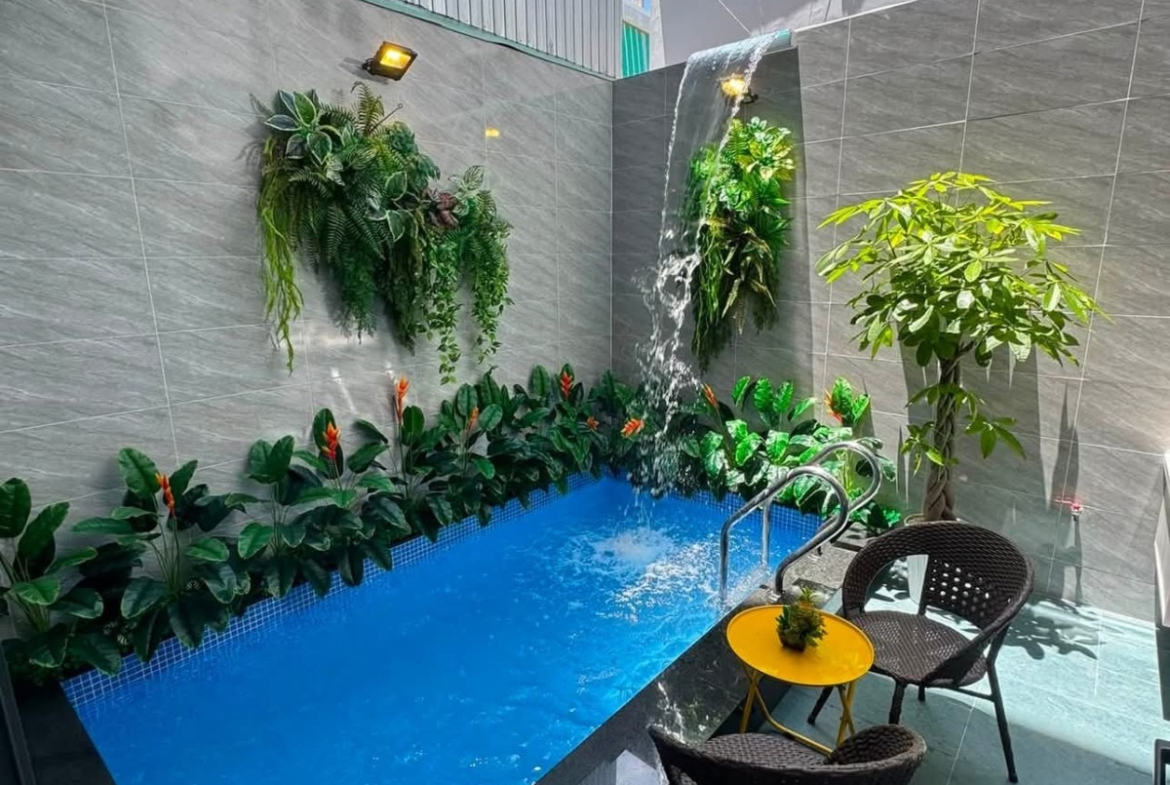 Bán Luxury Villa 4 tầng có hồ bơi gần Nguyễn Hoàng Đà Nẵng