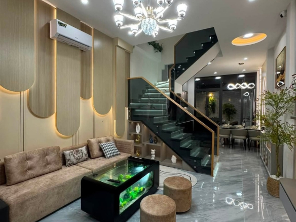 Bán Luxury Villa 4 tầng có hồ bơi gần Nguyễn Hoàng Đà Nẵng