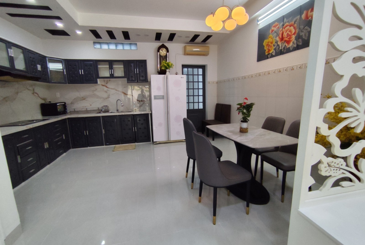 Cần bán nhanh nhà 3 tầng mặt tiền Thuận An, Thanh Khê – full nội thất, 7,8 tỷ