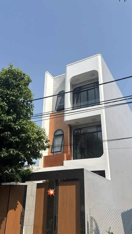 Cần bán villa đường Trà Lộ, Ngũ Hành Sơn – hồ bơi riêng, gần biển.